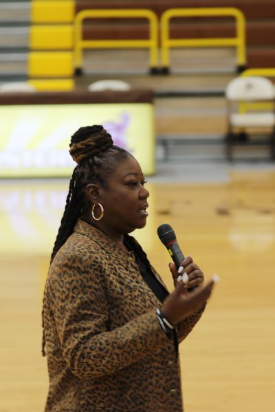 Sybrina Foster, the mother of Trayvon Martin speaks to GCCC students on MLK day.